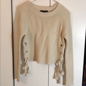 NWT FOREVER 21 cropped sweater